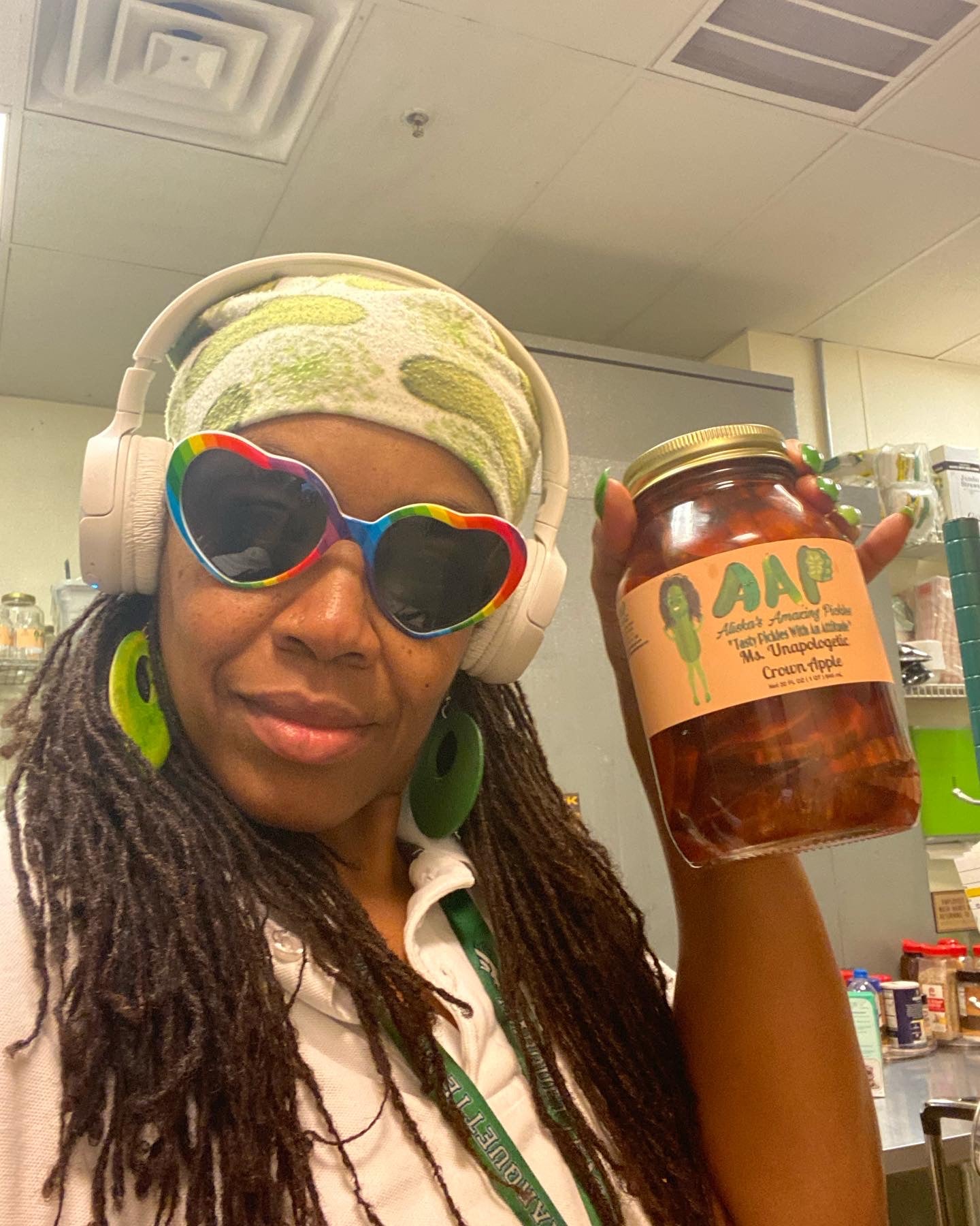 Ms. Unapologetic Crown Apple Relish
